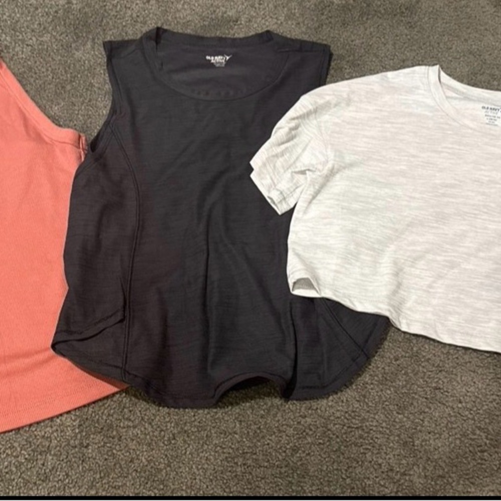 Athletic Tops and short bundle.